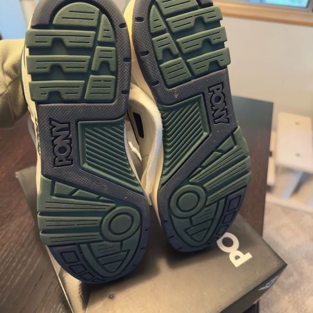 Pony Snow White/Navy Blue/Green M100 Low Archive Sneakers - Picture 7 of 8